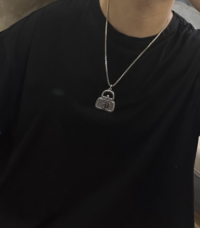 chr1st1an D10r necklaces